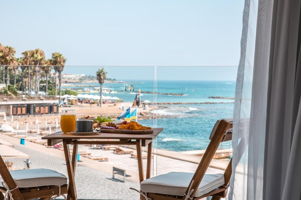 Cosea Living: Seaside Luxury Suite In Harbour 107A Paphos Extérieur photo